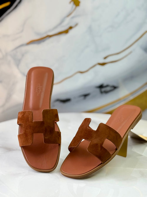 Oran Sandal
