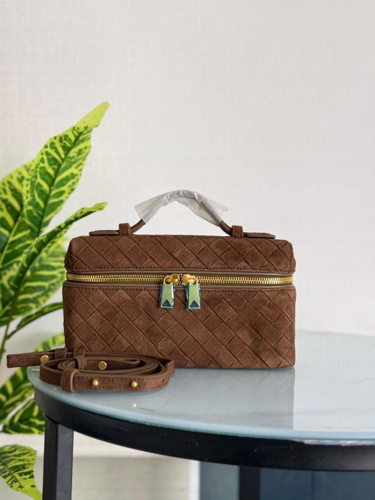 Bottega Veneta Bang Bang Intrecciato suede vanity bag