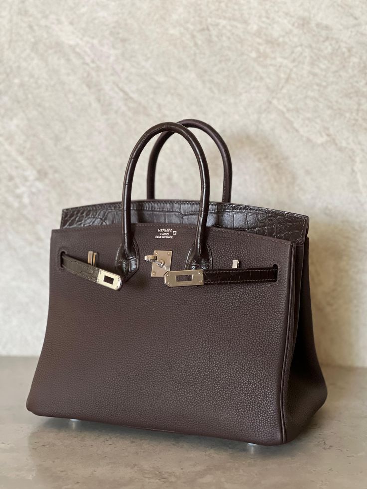 Hermès Birkin 25 Touch in alligator leather with palladium hardware.